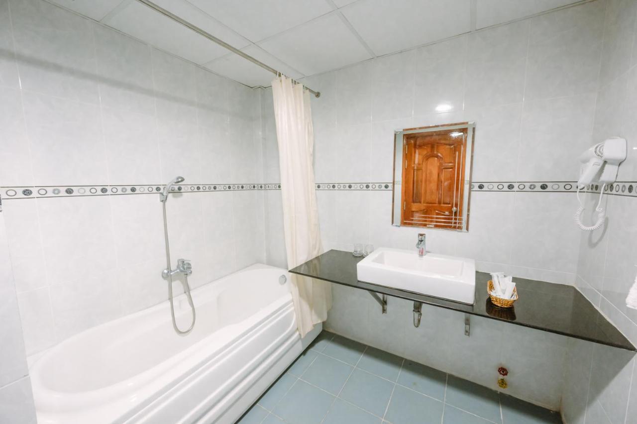 Hoang Duc Hotel Chau Doc Εξωτερικό φωτογραφία